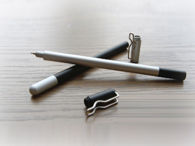 TAKUMI Pen: A Minimal & Versatile Stationery